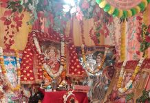 भक्ति में डूबा मिर्जापुर: साईं आंचल मंदिर में माता रानी का भजन-कीर्तन