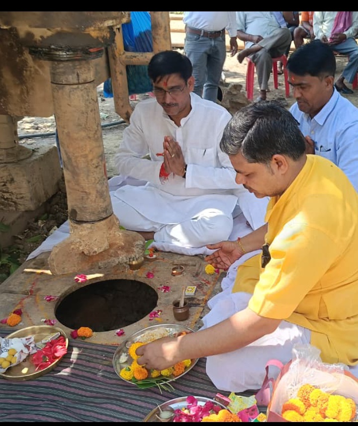 बसही में पानी की समस्या दूर करने के लिए बड़े ट्यूबवेल का भूमि पूजन