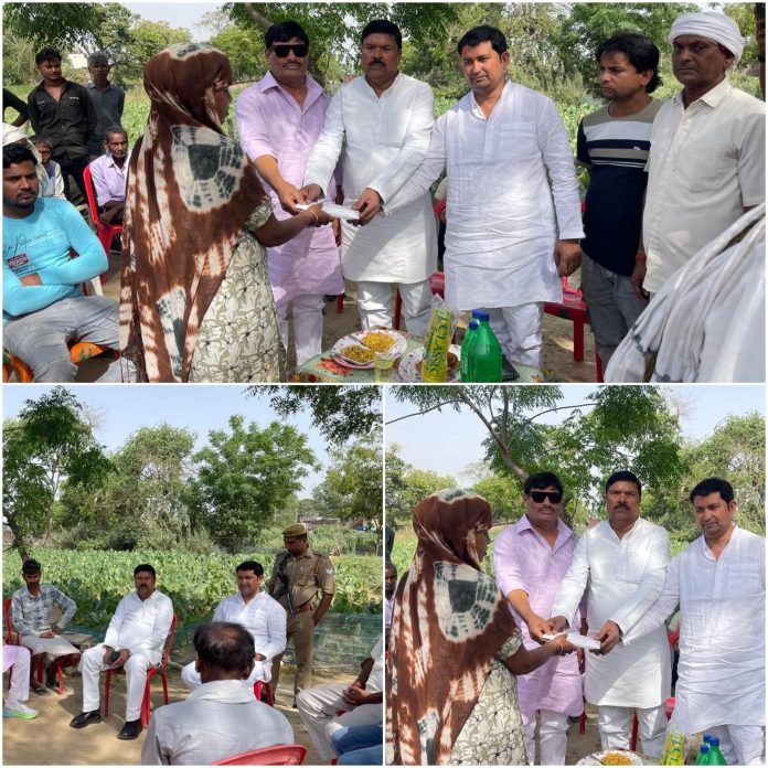 SP chairman representative Ayaz Khan fulfilled his promise and gave a dowry of Rs 1 lakh to the deceased's daughter.