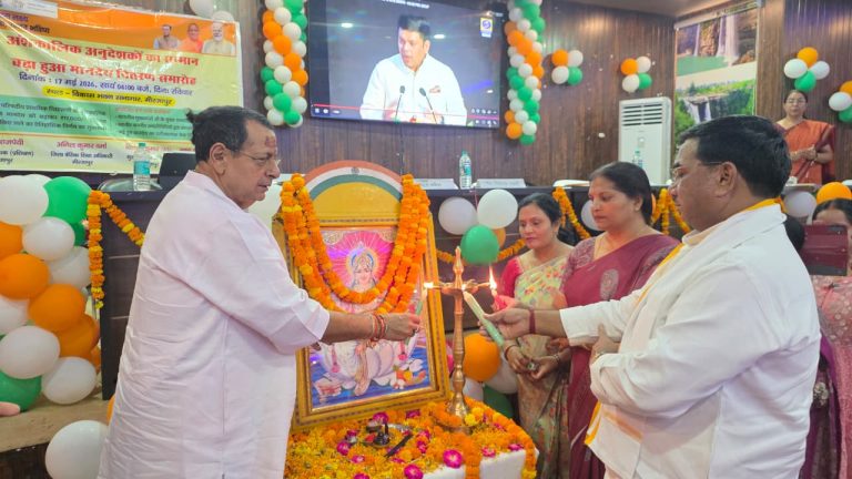 शिक्षा व्यवस्था मजबूत करने को सरकार प्रतिबद्ध : विधायक रत्नाकर मिश्र
