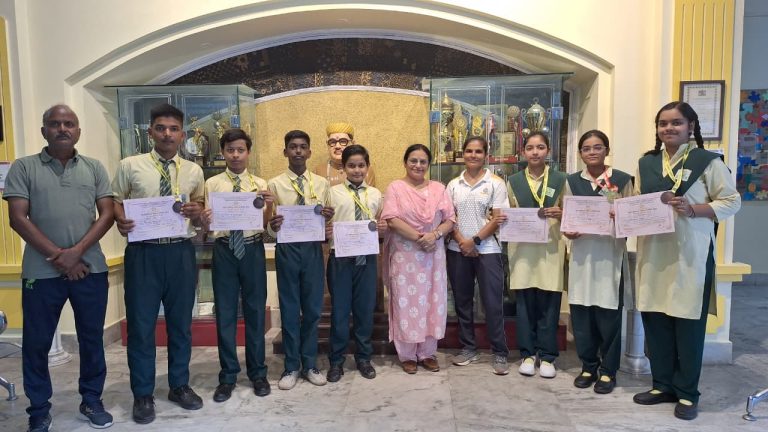 राज्य स्तरीय प्रतियोगिता में बजाज स्कूल का शानदार प्रदर्शन, दो छात्र राष्ट्रीय प्रतियोगिता के लिए चयनित