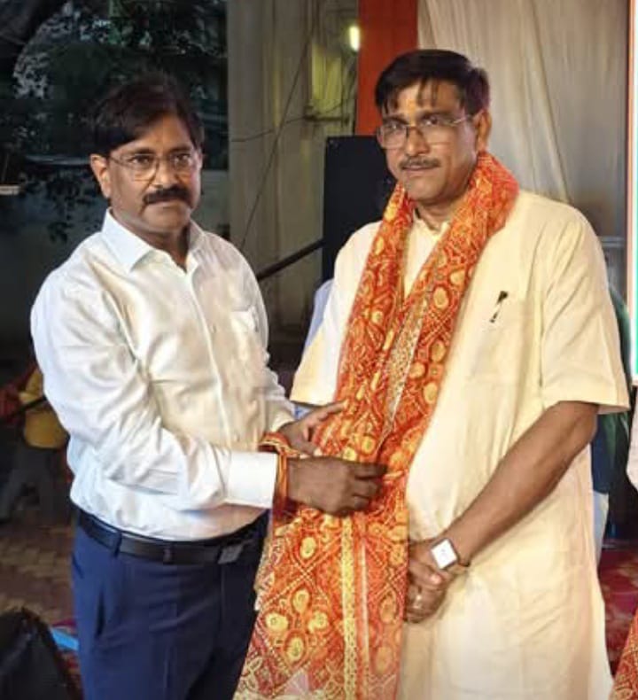 मीरजापुर में प्रतिभाओं का सम्मान, घंटाघर में देशभक्ति और संस्कृति का दिखा अनोखा संगम
