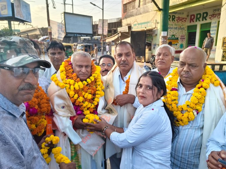 व्यापारियों ने किया प्रांतीय अध्यक्ष लोकेश अग्रवाल का भव्य स्वागत
