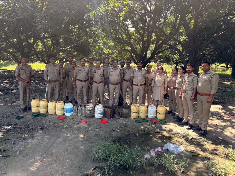श्यामनगर में अवैध शराब के खिलाफ बड़ी कार्रवाई, 20 लीटर शराब और 300 किलो लहन बरामद